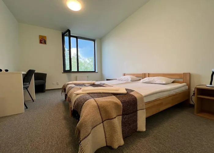UCU INN - Кімнати для гостей Львів